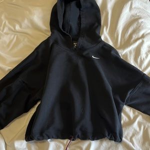 Nike women’s cropped hoodie